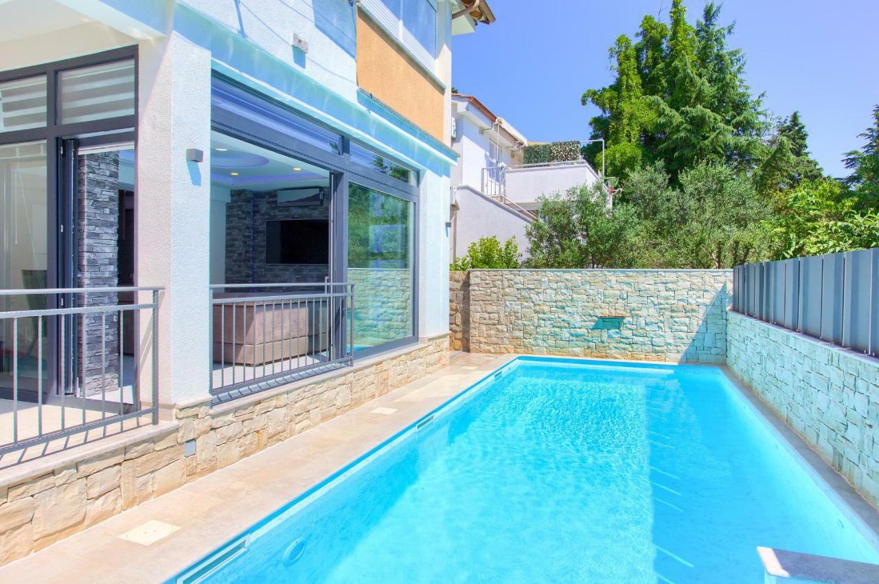 Luxury Vall Apartment Krk Town Exterior photo