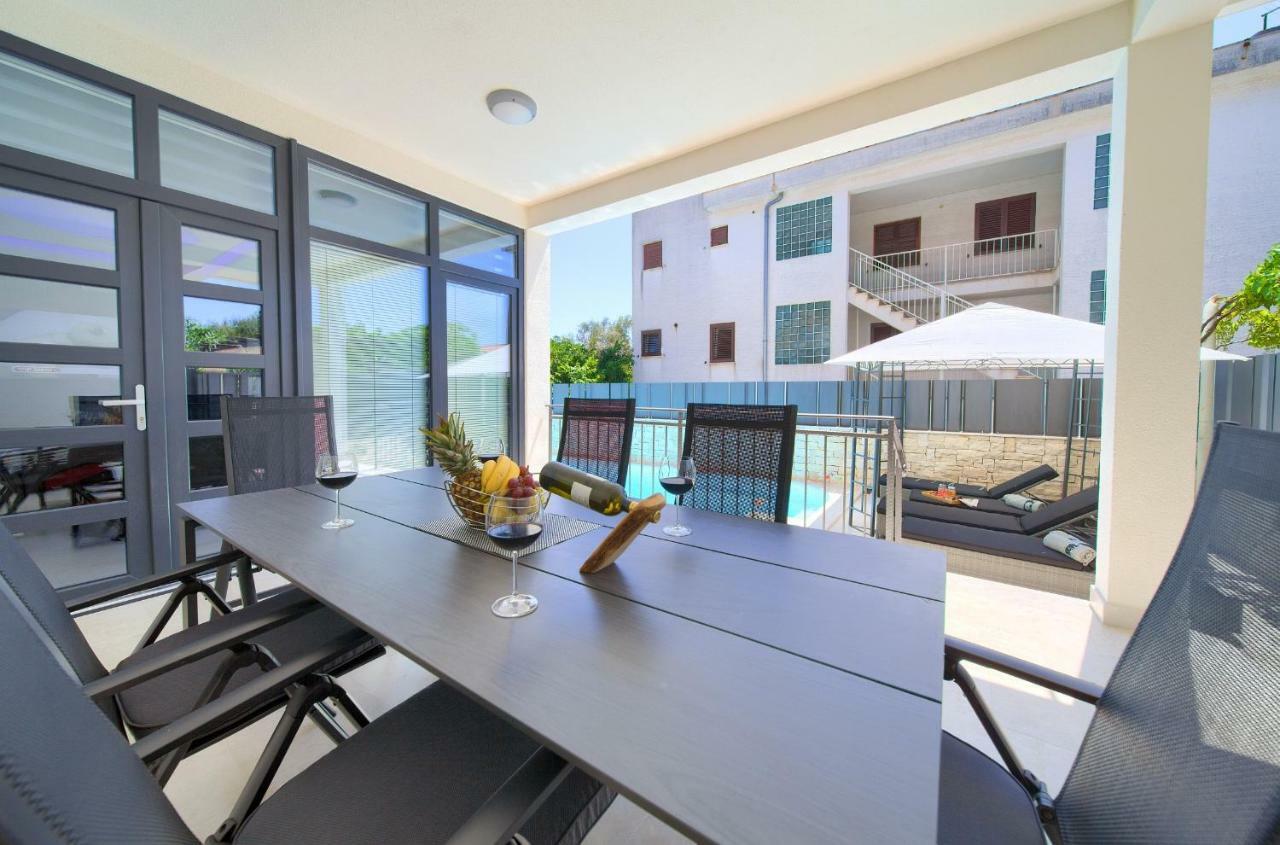 Luxury Vall Apartment Krk Town Exterior photo